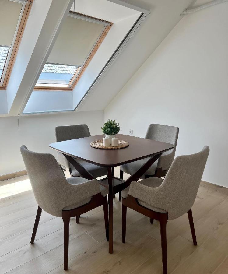 C By Cortado Apartment